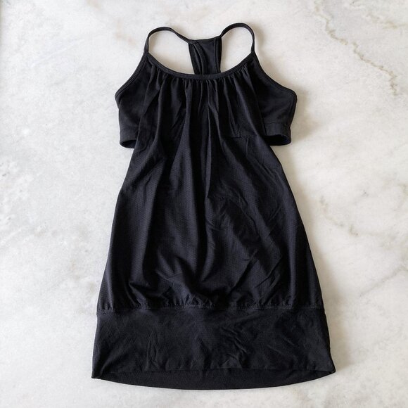 Lululemon black No Limit Tank, yoga tank with built in sports bra - Picture 3 of 8